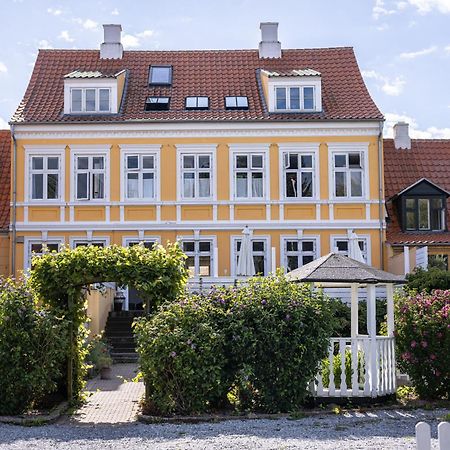 Arnfeldt Hotel Ærøskøbing المظهر الخارجي الصورة