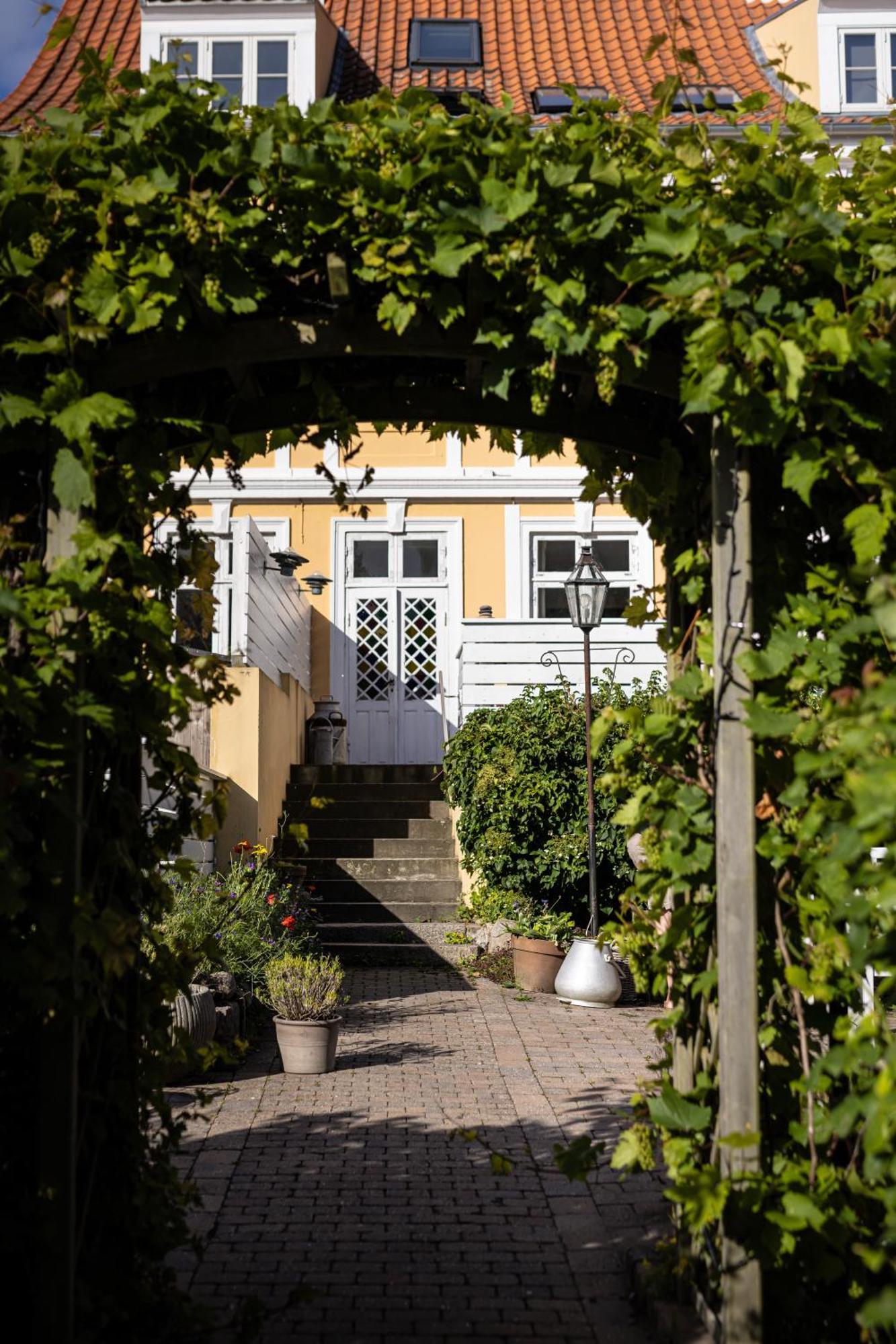Arnfeldt Hotel Ærøskøbing المظهر الخارجي الصورة